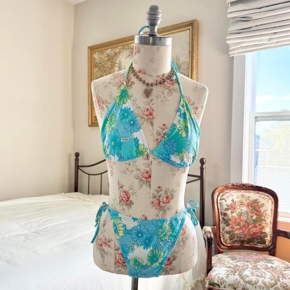 snce turquoise and‎ white floral bikini set size large